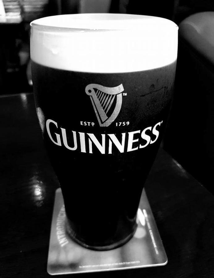 The Enniskerry Inn Экстерьер фото