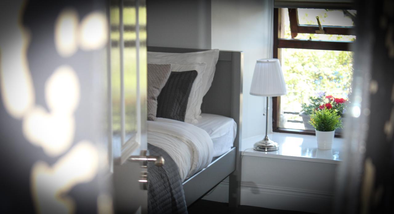 The Enniskerry Inn Экстерьер фото